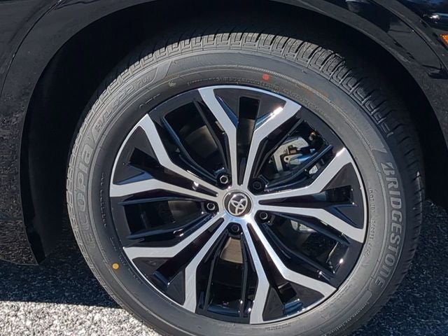 2026 Toyota Toyota Crown Signia XLE