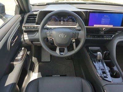 2026 Toyota Toyota Crown Signia XLE