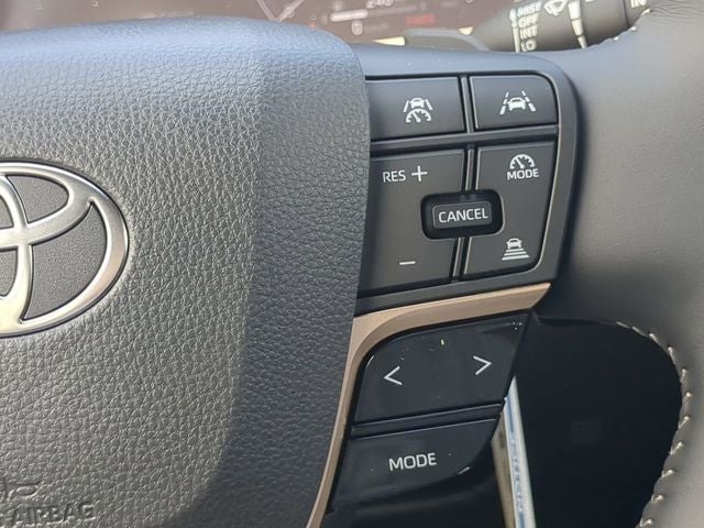 2026 Toyota Toyota Crown Signia XLE