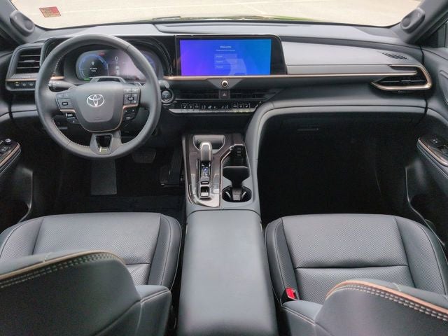 2025 Toyota Toyota Crown Signia Limited
