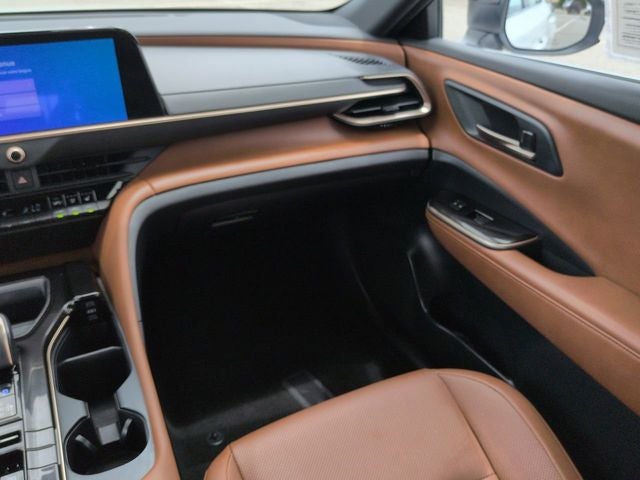 2025 Toyota Toyota Crown Signia XLE