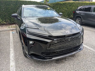 2026 Toyota CROWN SIGNIA XLE