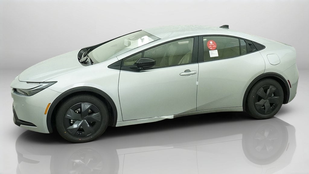 2027 Toyota Prius LE