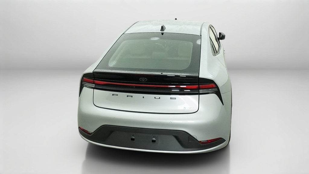 2027 Toyota Prius LE