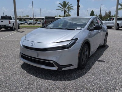 2026 Toyota Prius Plug-in Hybrid SE
