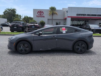 2026 Toyota Prius Plug-in Hybrid SE