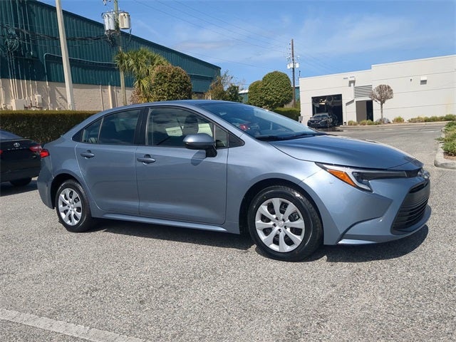 2025 Toyota COROLLA HYBRID LE