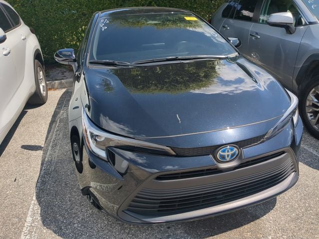 2025 Toyota COROLLA HYBRID LE