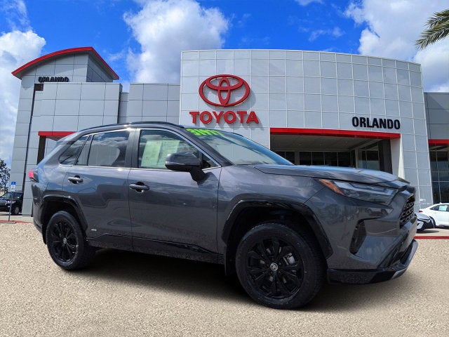 2024 Toyota RAV4 Hybrid SE