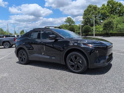 2026 Toyota C-HR SE