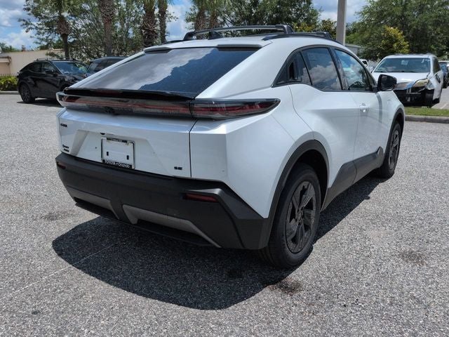 2026 Toyota C-HR SE