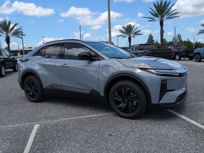 2026 Toyota C-HR SE