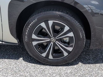 2024 Toyota bZ4X XLE