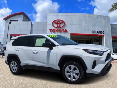2025 Toyota RAV4 LE