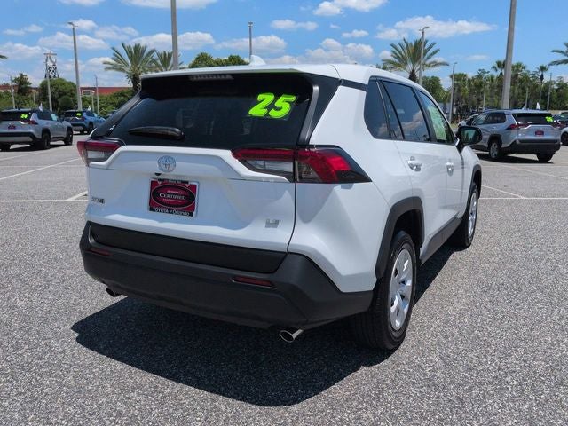 2025 Toyota RAV4 LE