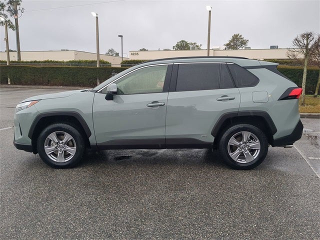 2023 Toyota RAV4 HYBRID XLE