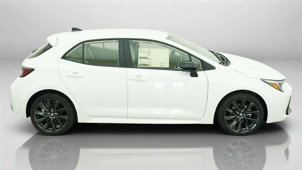 2027 Toyota Corolla Hatchback XSE