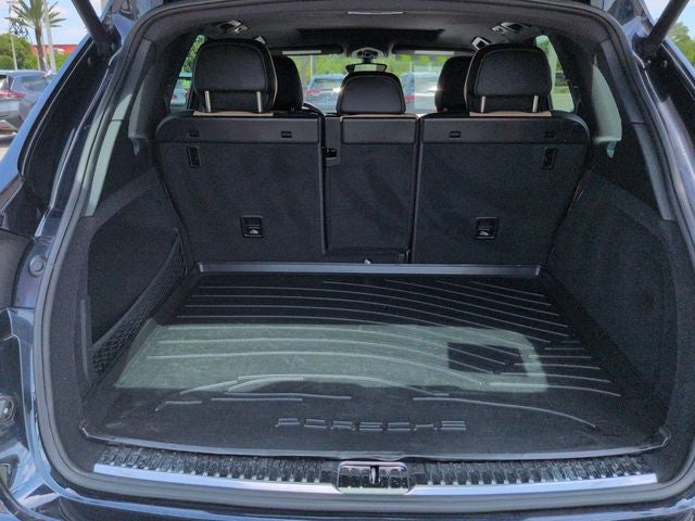 2016 Porsche Cayenne Base