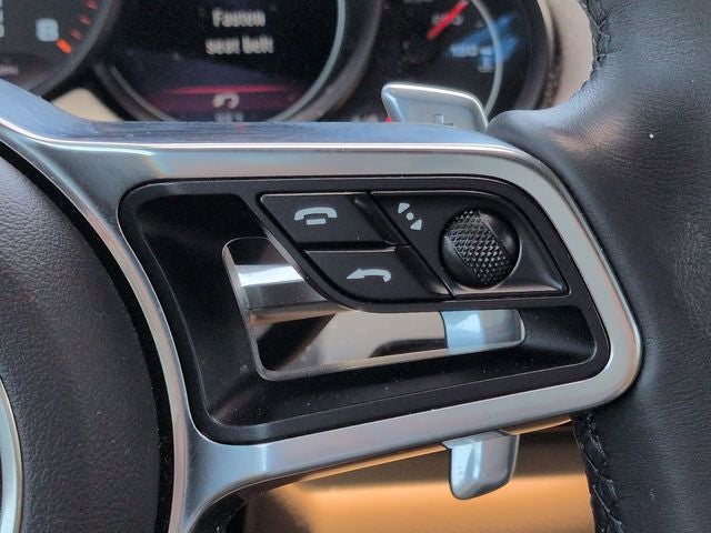 2016 Porsche Cayenne Base