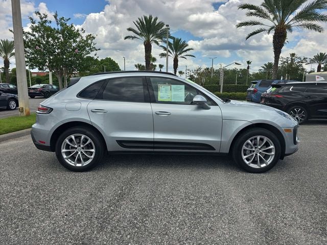 2024 Porsche Macan Base