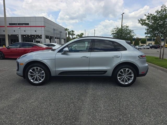 2024 Porsche Macan Base