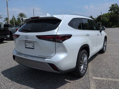 2026 Toyota Highlander Platinum