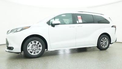 2026 Toyota Sienna XLE