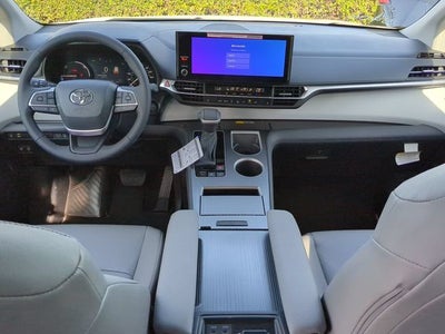 2026 Toyota Sienna XLE