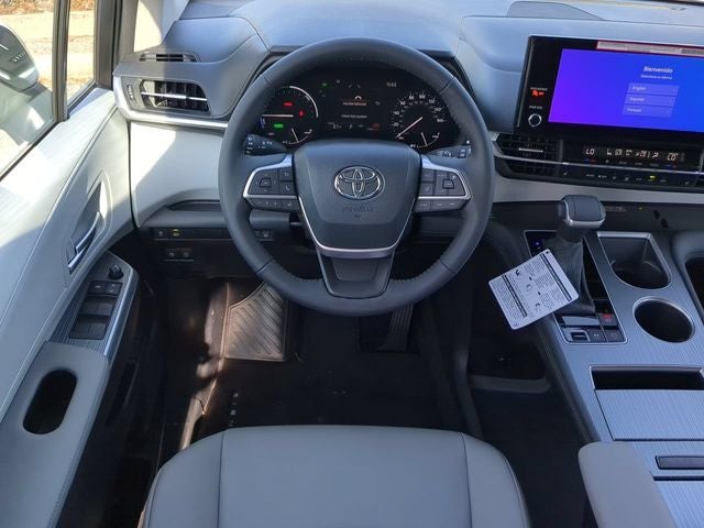 2026 Toyota Sienna XLE