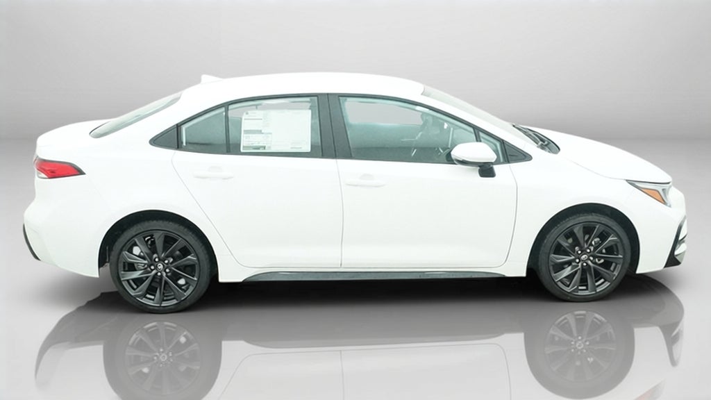 2027 Toyota Corolla SE