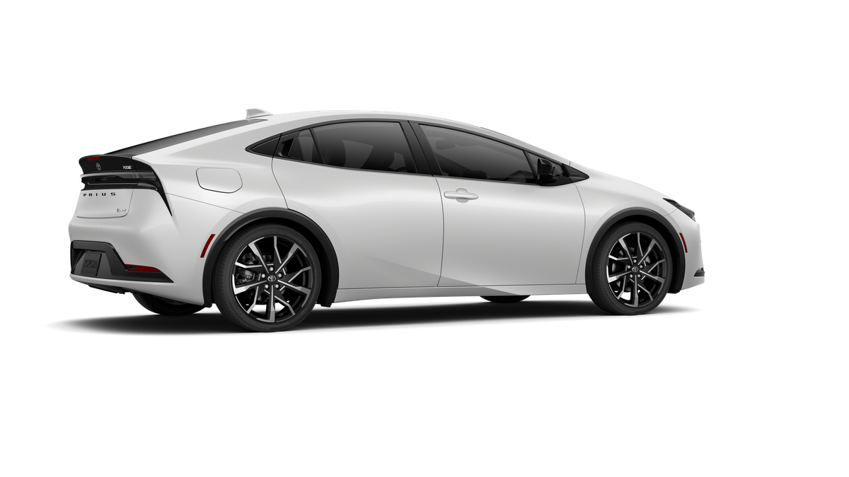 2027 Toyota Prius Plug-in Hybrid XSE