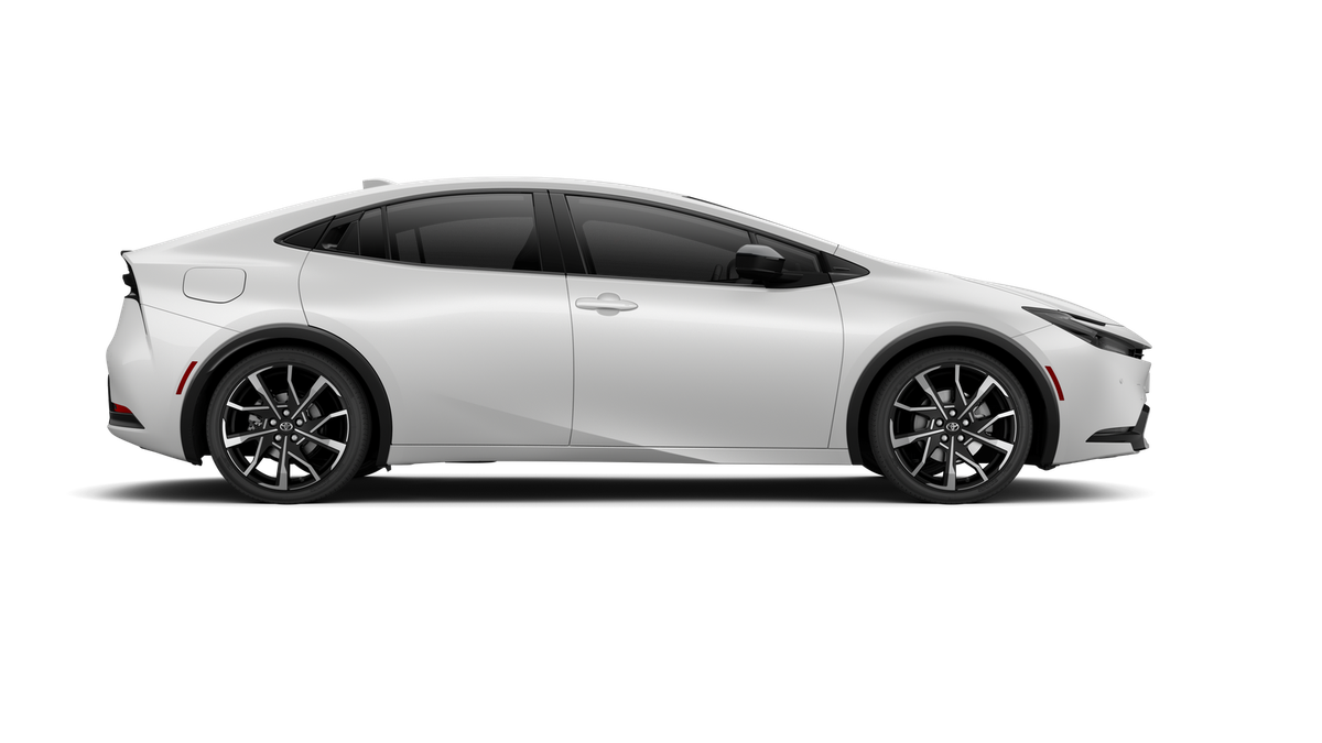 2027 Toyota Prius Plug-in Hybrid XSE