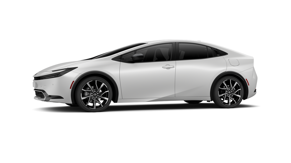 2027 Toyota Prius Plug-in Hybrid XSE