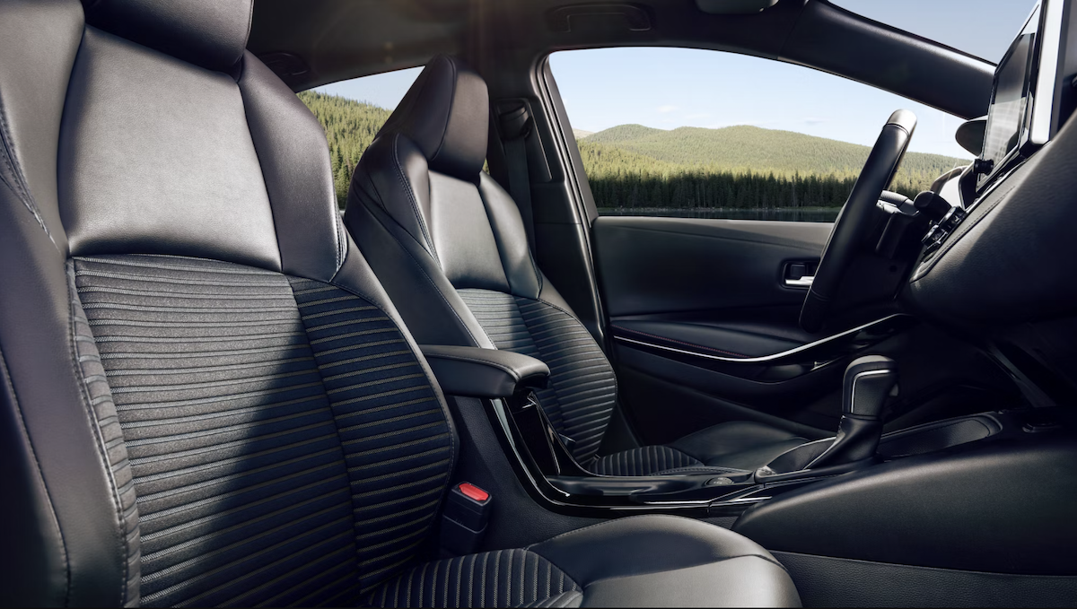 2024 Civic vs. Corolla