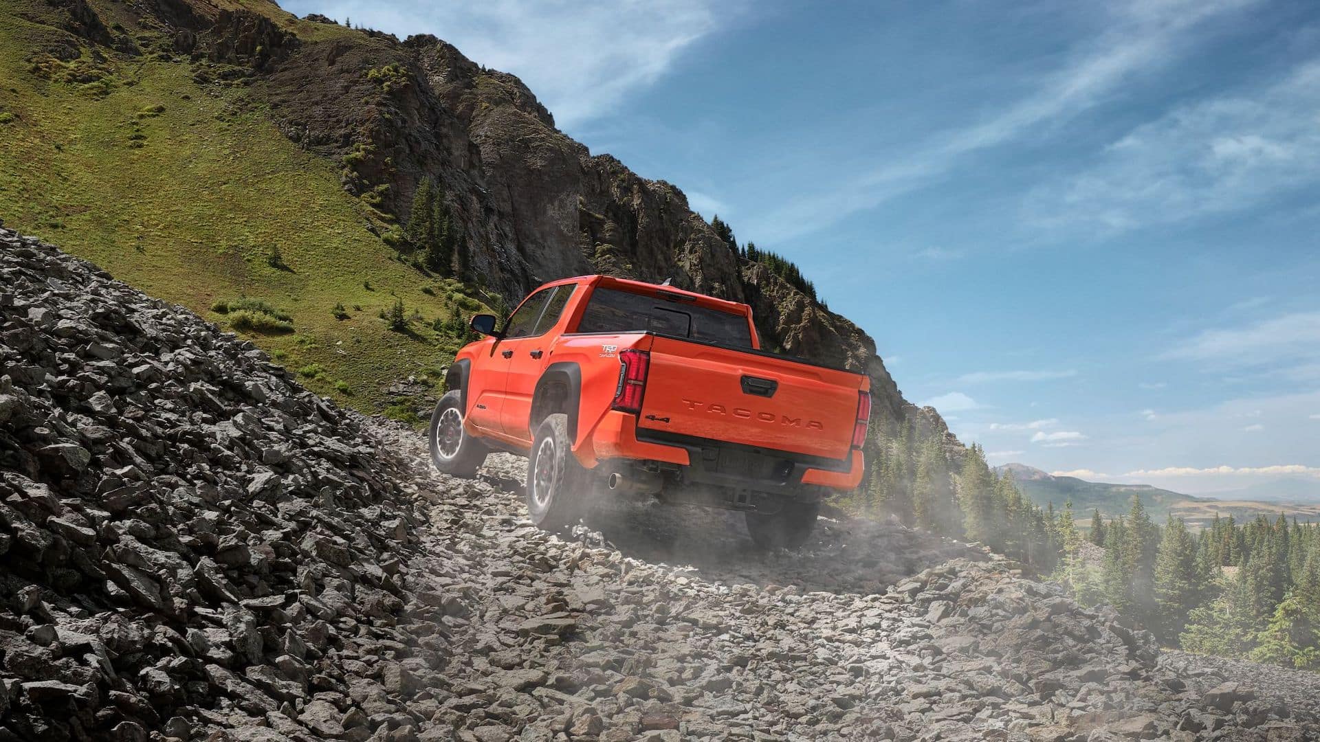 toyota tacoma vs tundra